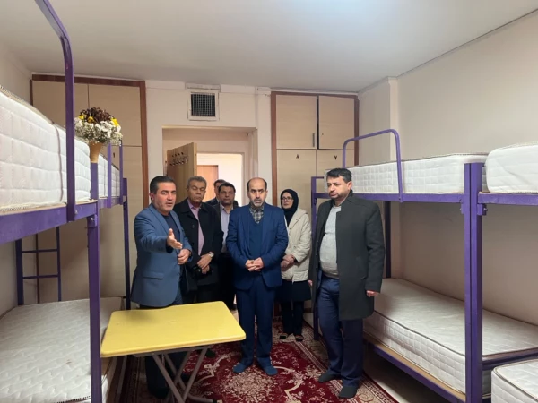 دکتر عالمیان، از  افتتاح و راه اندازی اولین آشپزخانه صنعتی در دانشگاه فرهنگیان خبر داد. 7