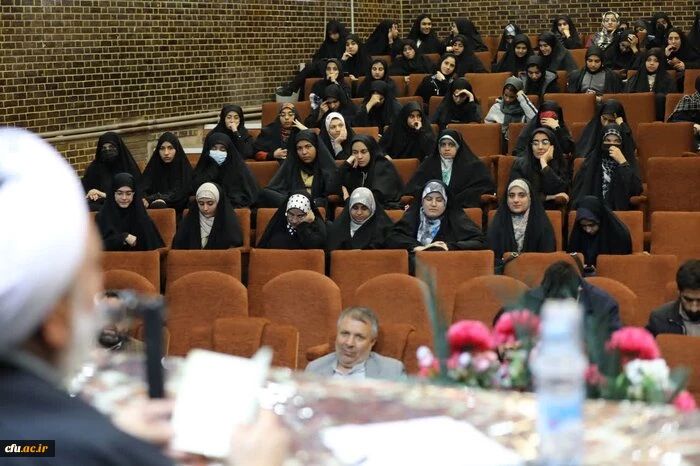 قاضی القضات کرمان میهمان دانشجومعلمان دانشگاه فرهنگیان کرمان
 2