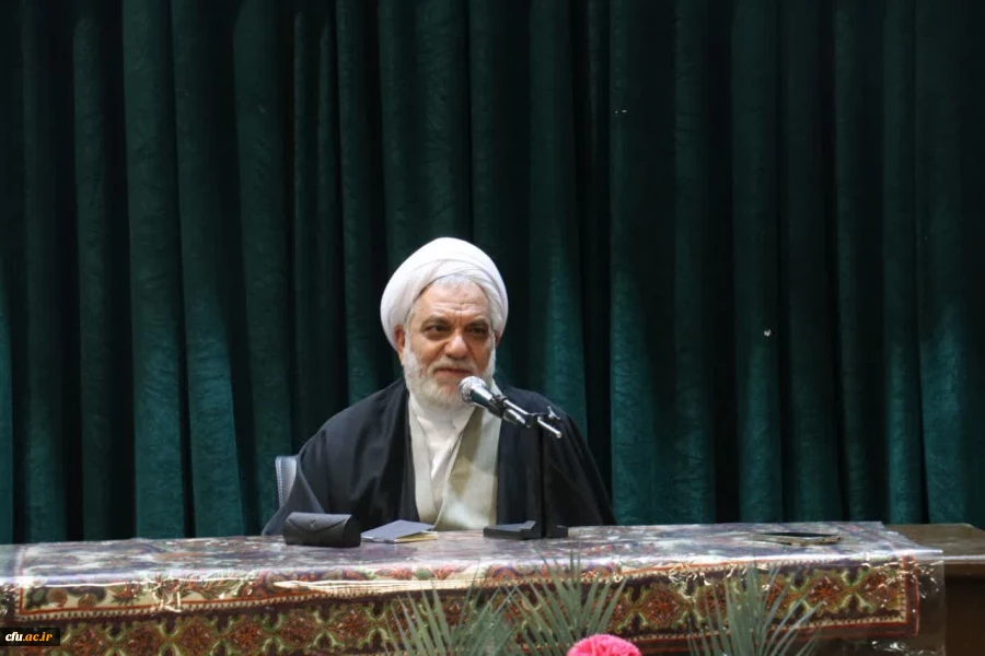 قاضی القضات کرمان میهمان دانشجومعلمان دانشگاه فرهنگیان کرمان
 8