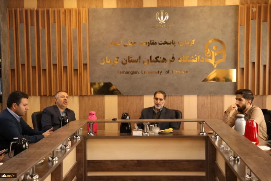 کرمان میزبان ۵ هزار دانشجو معلم در اردوی راهیان مقاومت
 5