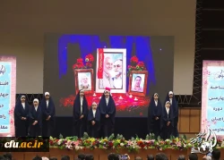 شبی خاطره انگیز همراه با دانشجو معلمان شرکت کننده اردوی راهیان مقاومت در دانشگاه فرهنگیان کرمان
 9