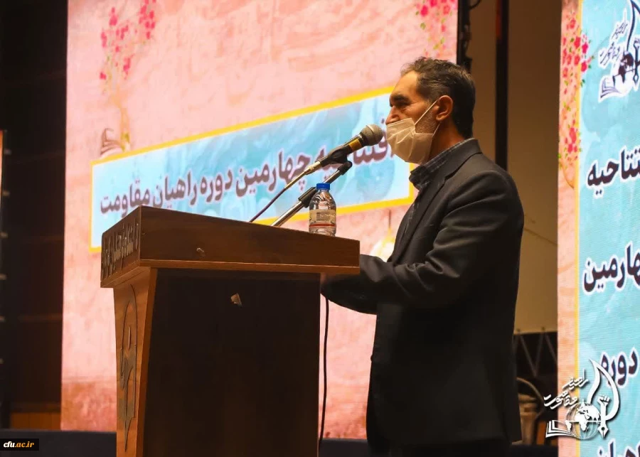 شبی خاطره انگیز همراه با دانشجو معلمان شرکت کننده اردوی راهیان مقاومت در دانشگاه فرهنگیان کرمان
 14