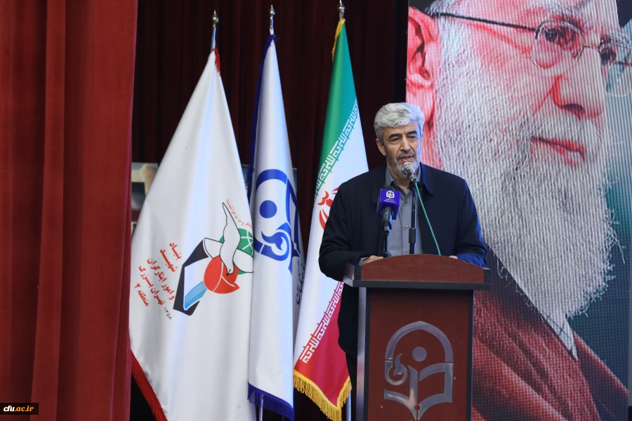 نظام آموزشی و پژوهشی ما باید پاسدار فرهنگ ایثار و شهادت باشد 3