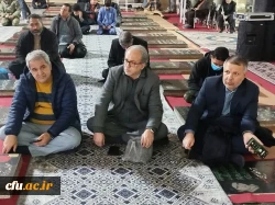 ادای احترام شرکت کنندگان دردومین همایش ملی «آموزه های تربیت در مکتب شهیدسلیمانی»به مقام شامخ سردار شهید حاج قاسم سلیمانی  4