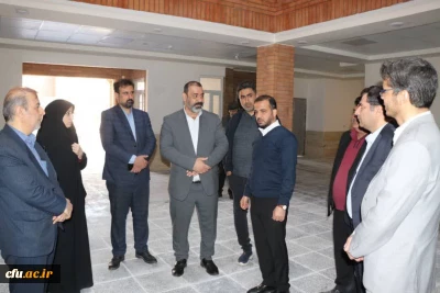 در پردیس حضرت فاطمه الزهرا (س) صورت گرفت:

بازدید نماینده مردم اهواز، حمیدیه، باوی و کارون وعضو هیات رئیسه ی مجلس شورای اسلامی از پروژه های عمرانی دانشگاه فرهنگیان-پردیس حضرت فاطمه الزهرا(س) اهواز
