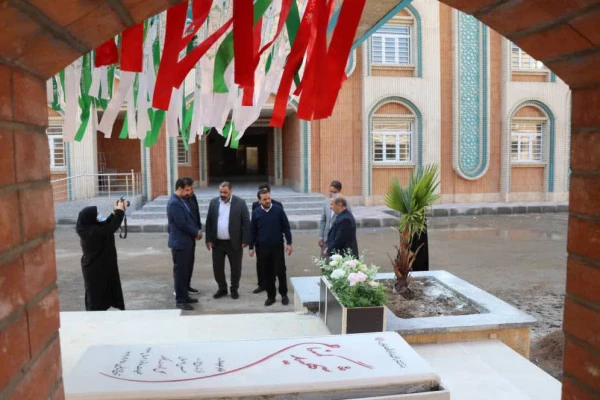 بازدید نماینده مردم اهواز، حمیدیه، باوی و کارون وعضو هیات رئیسه ی مجلس شورای اسلامی از پروژه های عمرانی دانشگاه فرهنگیان-پردیس حضرت فاطمه الزهرا(س) اهواز
 4