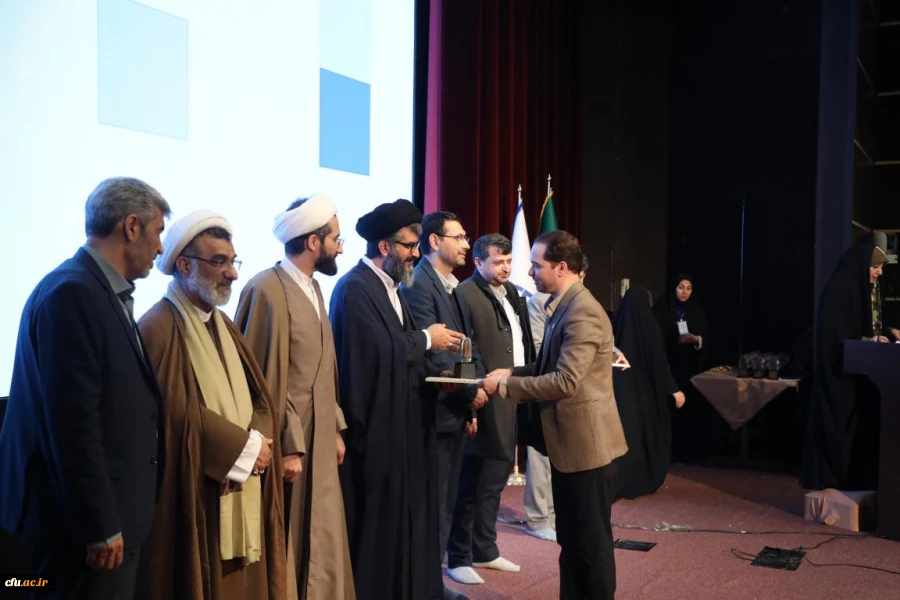 سیزدهمین جشنواره ملی پژوهش و فناوری دانشگاه فرهنگیان 56