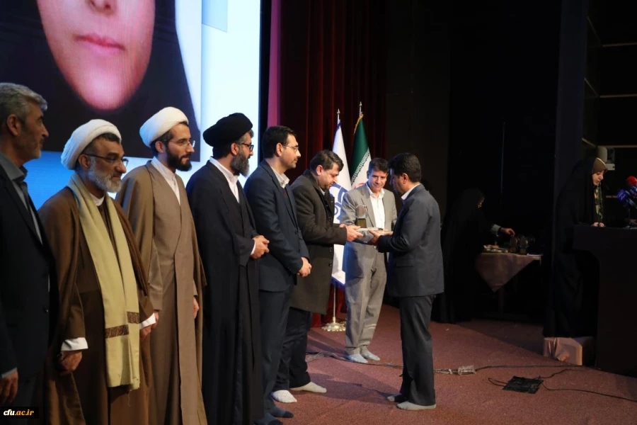 سیزدهمین جشنواره ملی پژوهش و فناوری دانشگاه فرهنگیان 64