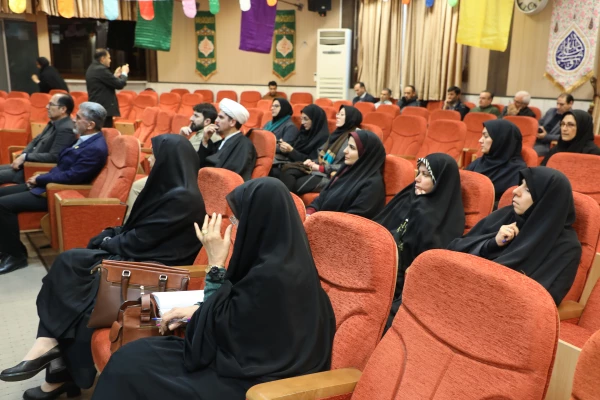 کارگاه تخصصی توانمندسازی ارتباطات علمی بین المللی با عنوان کارگاه اصول و روش ترجمه 1 برگزار شد 4