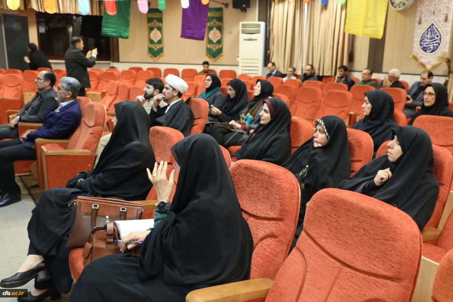 کارگاه تخصصی توانمندسازی ارتباطات علمی بین المللی با عنوان کارگاه اصول و روش ترجمه 1 برگزار شد 4