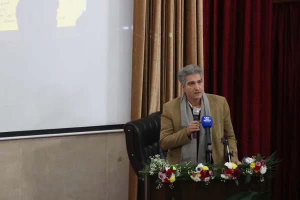 معلمان باید با بهره گیری از هنر، آموزش را جذاب و مؤثر کنند 2