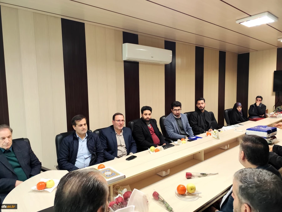 تجلیل از پاسداران سپاه نبی اکرم(ص) استان کرمانشاه به مناسبت ولادت امام حسین (ع)
 5