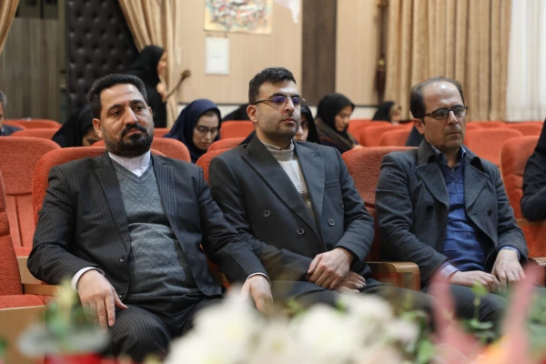 کارگاه تخصصی توانمندسازی ارتباطات علمی بین المللی با عنوان کارگاه اصول و روش ترجمه 2 برگزار شد 2