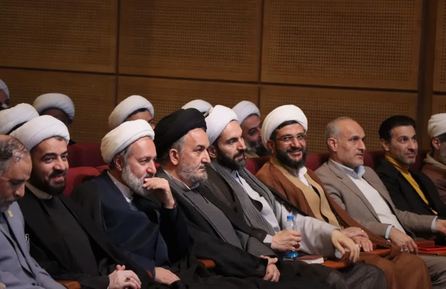 دوره تخصصی آموزشی مسئولان و کاکنان دفاتر نهاد نمایندگی مقام معظم رهبری در دانشگاه فرهنگیان سراسر کشور
 4