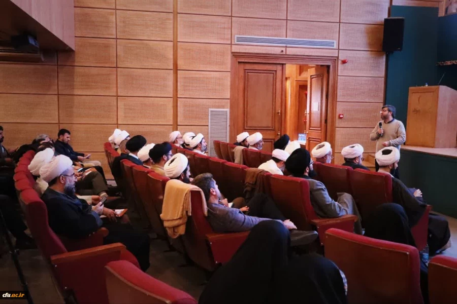 با حضور حجت الاسلام علی تقوی مسئول نهاد نمایندگی مقام معظم رهبری در دانشگاه فرهنگیان در مشهد الرضا آغاز شد:
 4