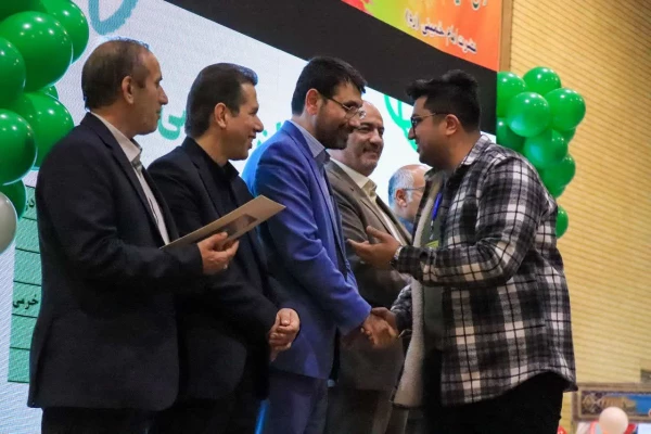 اصفهان، میزبان بزرگ ترین گردهمایی اجتماعی دانشگاه فرهنگیان   (رویش، رسش ، حرکت) 9