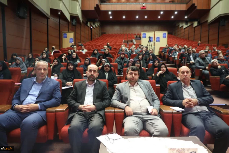 ارائه خدمات قانونی و آشنایی هر چه بیشتر کارکنان امور دانشجویی با قوانین و آیین نامه های دانشجویی، یکی از اهداف برگزاری این دوره بود. 2