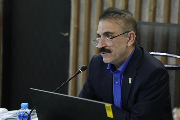 بازنگری کلان برنامه درسی تربیت معلم؛ گامی راهبردی در مسیر مرجعیت علمی دانشگاه فرهنگیان
 11