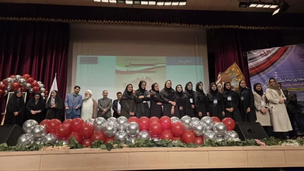 اختتامیه جشنواره سرود و هنرهای نمایشی دانشگاه فرهنگیان در دزفول برگزار شد. 10