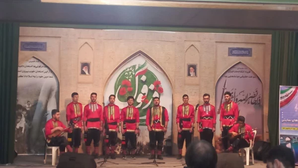همزمان با چهل و ششمین سالروز پیروزی انقلاب اسلامی، جشنواره سرود و هنرهای نمایشی دانشجومعلمان سراسر کشور در شهر دزفول برگزار شد. 5