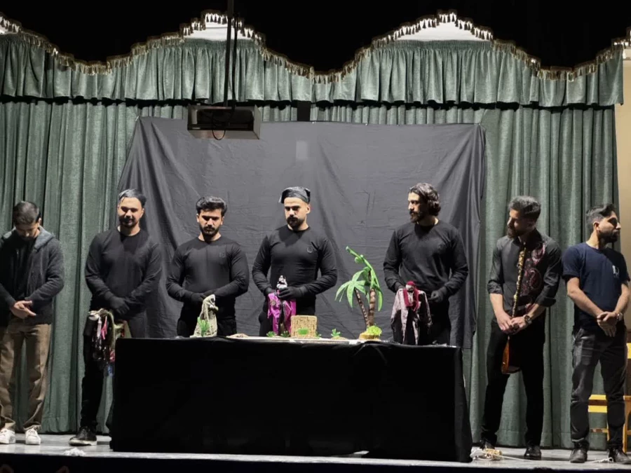 همزمان با چهل و ششمین سالروز پیروزی انقلاب اسلامی، جشنواره سرود و هنرهای نمایشی دانشجومعلمان سراسر کشور در شهر دزفول برگزار شد. 9