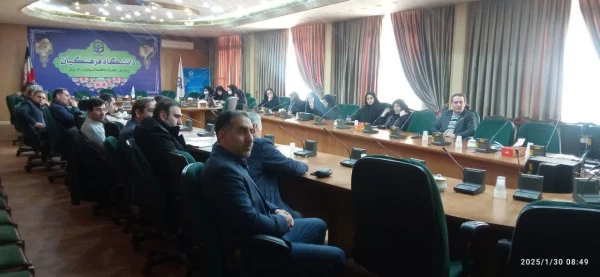 همایش بزرگ 500 تن از مدیران ،معلمان و دبیران راهنمای کارورزی استان آذربایجان شرقی
 3