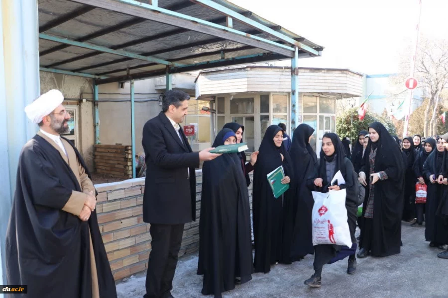 اعزام  بزرگترین کاروان دانشجومعلمان دانشگاه فرهنگیان آذربایجان شرقی  به مناطق جنوب کشور 4