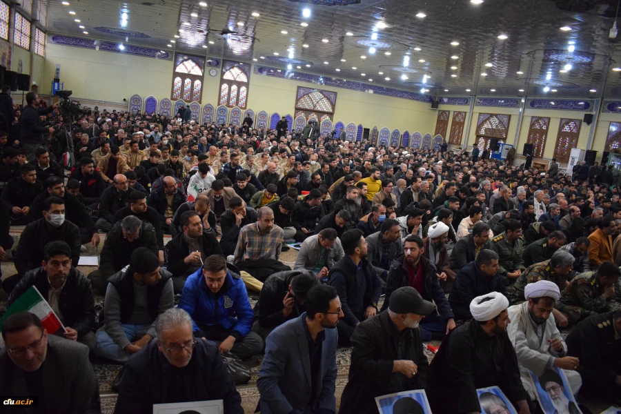 حضور پر شور دانشگاه فرهنگیان کرمانشاه در مراسم گرامیداشت دبیران کل شهید حزب الله 
 4