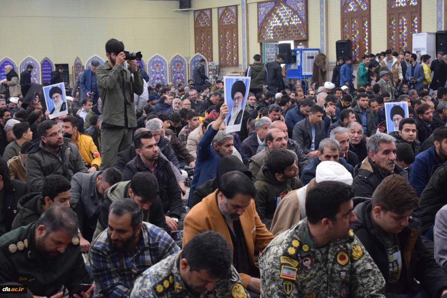 حضور پر شور دانشگاه فرهنگیان کرمانشاه در مراسم گرامیداشت دبیران کل شهید حزب الله 
 7