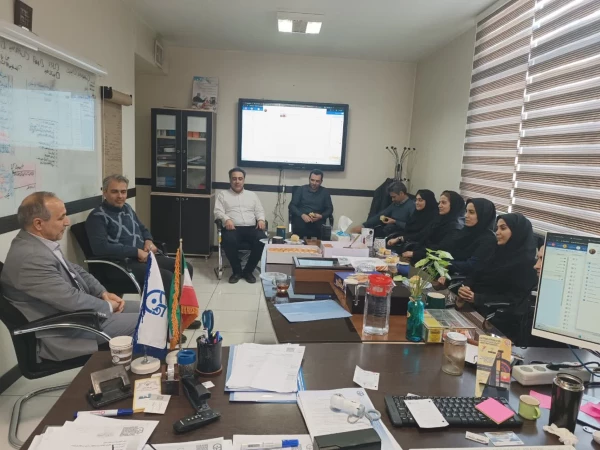 دیدار معاونت محترم برنامه ریزی و توسعه منابع جهت تکریم روز مهندس 6