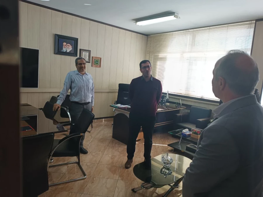 دیدار معاونت محترم برنامه ریزی و توسعه منابع جهت تکریم روز مهندس 7