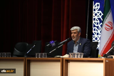 رئيس جامعة فرهنجيان: جامعة فرهنجيان ستصبح المرجع العلمي للتعليم والتربية في البلاد
