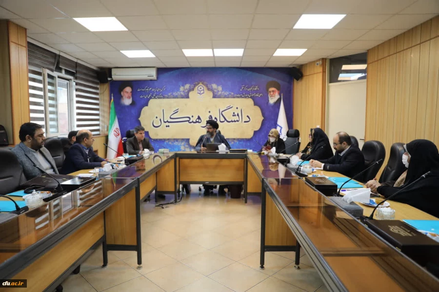 نشست تخصصی «بررسی جامع همایش های ملی و بین المللی معاونت پژوهش و فناوری دانشگاه» برگزار شد.  5