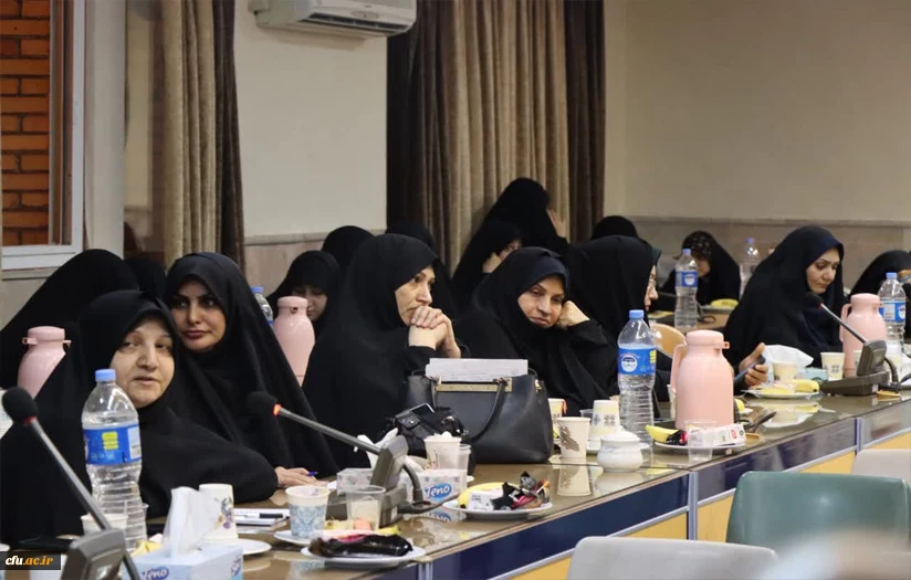 بررسی مطالبات دانشجومعلمان در نشست نماینده مجلس با دانشگاه فرهنگیان خراسان رضوی4