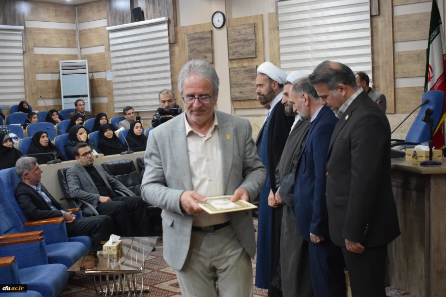 تجلیل از رئیس، معاون و استاد دانشگاه فرهنگیان کرمانشاه در مراسم تجلیل از اساتید جهادگر استان 9
