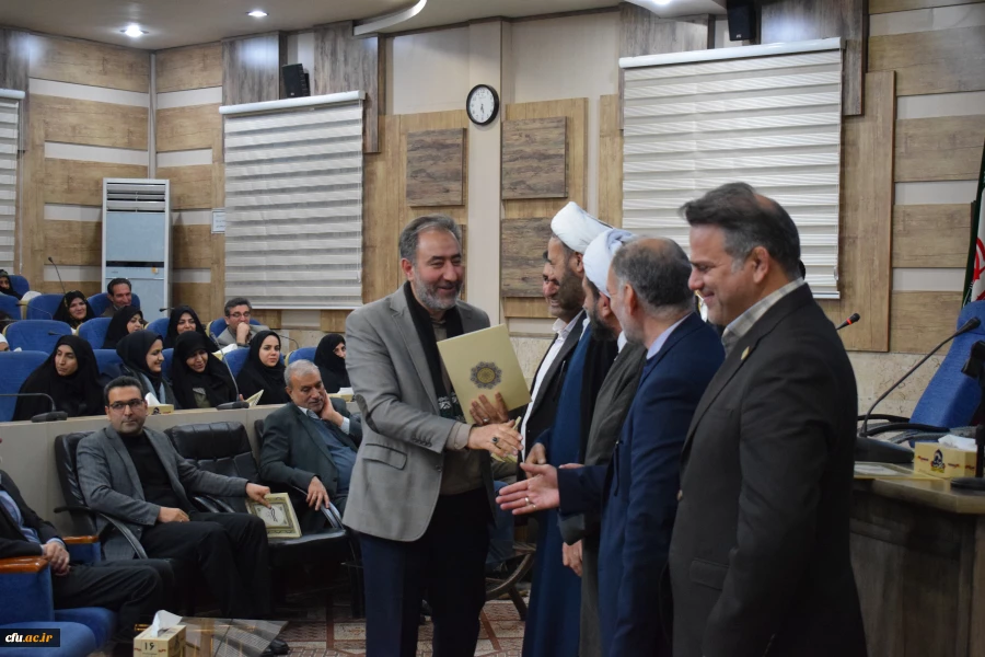 تجلیل از رئیس، معاون و استاد دانشگاه فرهنگیان کرمانشاه در مراسم تجلیل از اساتید جهادگر استان 11