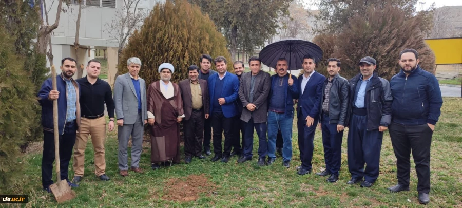 آیین کاشت نهال به نیابت از شهدای دانشجومعلم استان کردستان در دانشگاه فرهنگیان برگزار شد 7