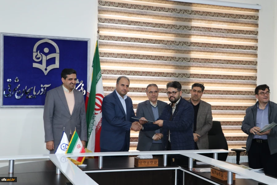 آیین تجلیل از رابطان کارورزی در نواحی پنجگانه آموزش و پرورش استان آذربایجان شرقی 2