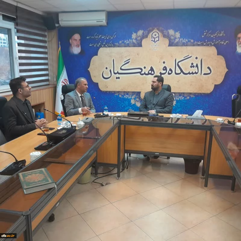 حضور مهمان خارجی در دانشگاه و تجدید میثاق با آرمان های شهدای انقلاب اسلامی 6