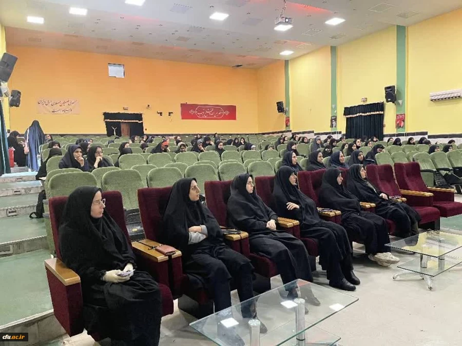 با حضور رئیس دانشگاه فرهنگیان استان بوشهر؛
همایش نقش شهیده بنت الهدی صدر در بیداری اسلامی برگزار شد 2