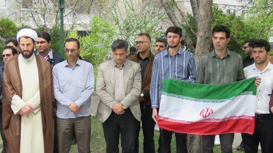 تجمع دانشگاهیان دانشگاه فرهنگیان اردبیل دراعتراض به جنایات رژیم صهیونیستی در غزه
