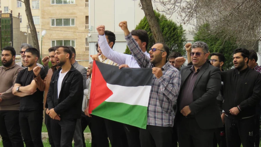 تجمع دانشگاهیان دانشگاه فرهنگیان اردبیل دراعتراض به جنایات رژیم صهیونیستی در غزه
