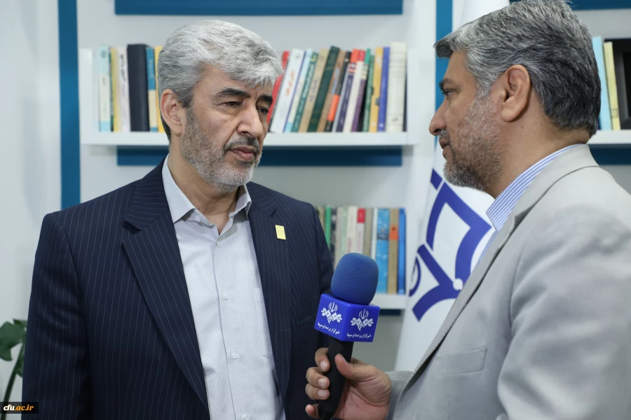 رئيس جامعة فرهنجيان:
استمرار دراسة 1500 طالب نخب من جامعات أخرى في جامعة فرهنجيان
 2