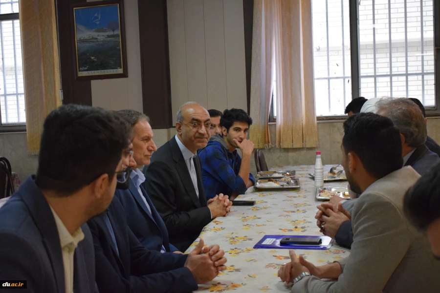 بازدید استاندار از دانشگاه فرهنگیان کرمانشاه و برگزاری هفتمین جلسه هیات امنای دانشگاه
 9