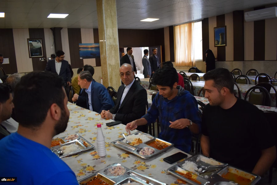 بازدید استاندار از دانشگاه فرهنگیان کرمانشاه و برگزاری هفتمین جلسه هیات امنای دانشگاه
 8