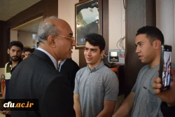 بازدید استاندار از دانشگاه فرهنگیان کرمانشاه و برگزاری هفتمین جلسه هیات امنای دانشگاه
 10