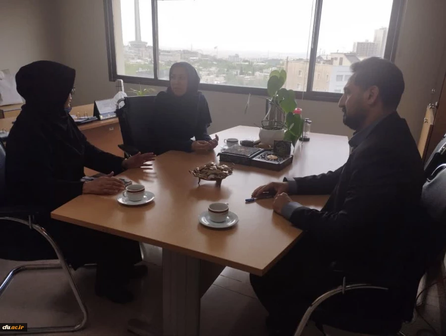 دیدار با معاون اداره کل دفتر برنامه ریزی و گسترش 4