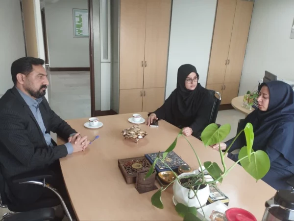 دیدار با معاون اداره کل دفتر برنامه ریزی و گسترش 5
