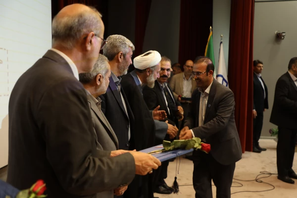 گرامیداشت دهه سرآمدی آموزش  22