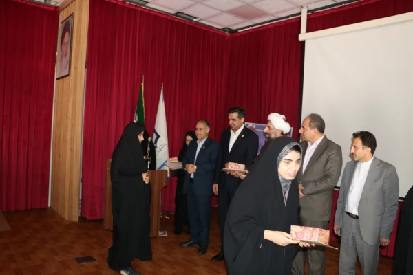 برگزاری آیین بزرگداشت مقام معلم و سرآمدی آموزش در دانشگاه فرهنگیان استان آذربایجان شرقی 10